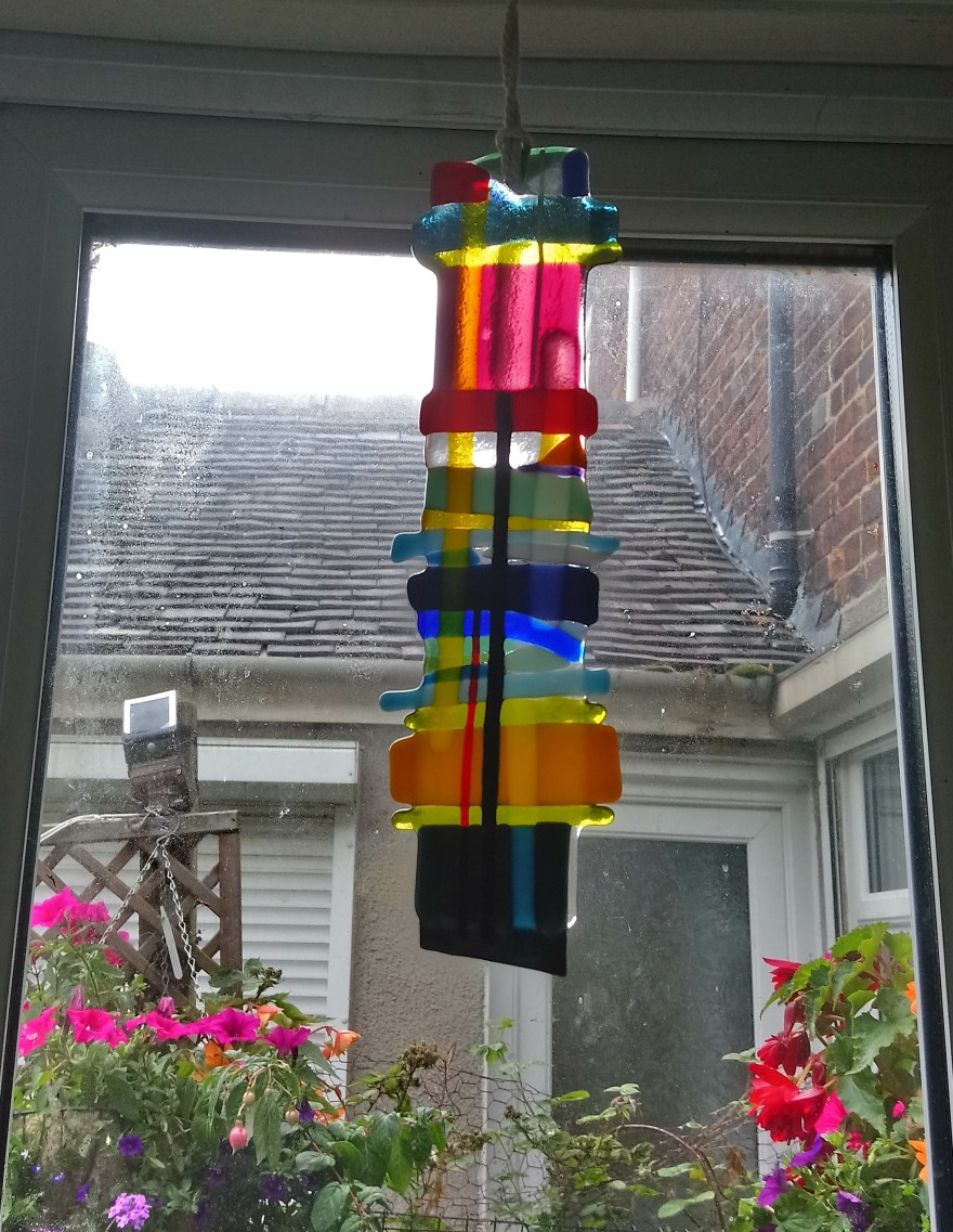 DSC_glass drop made at Angela's workshop